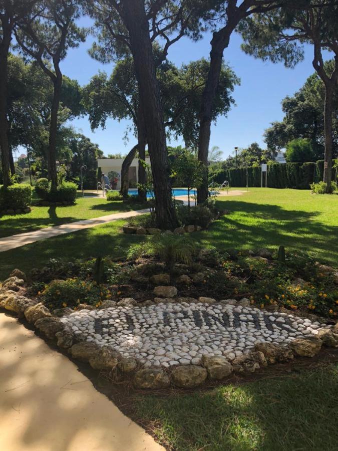 Ansa Beach Apartment - Cabopino, Marbella - Garden Level Dış mekan fotoğraf
