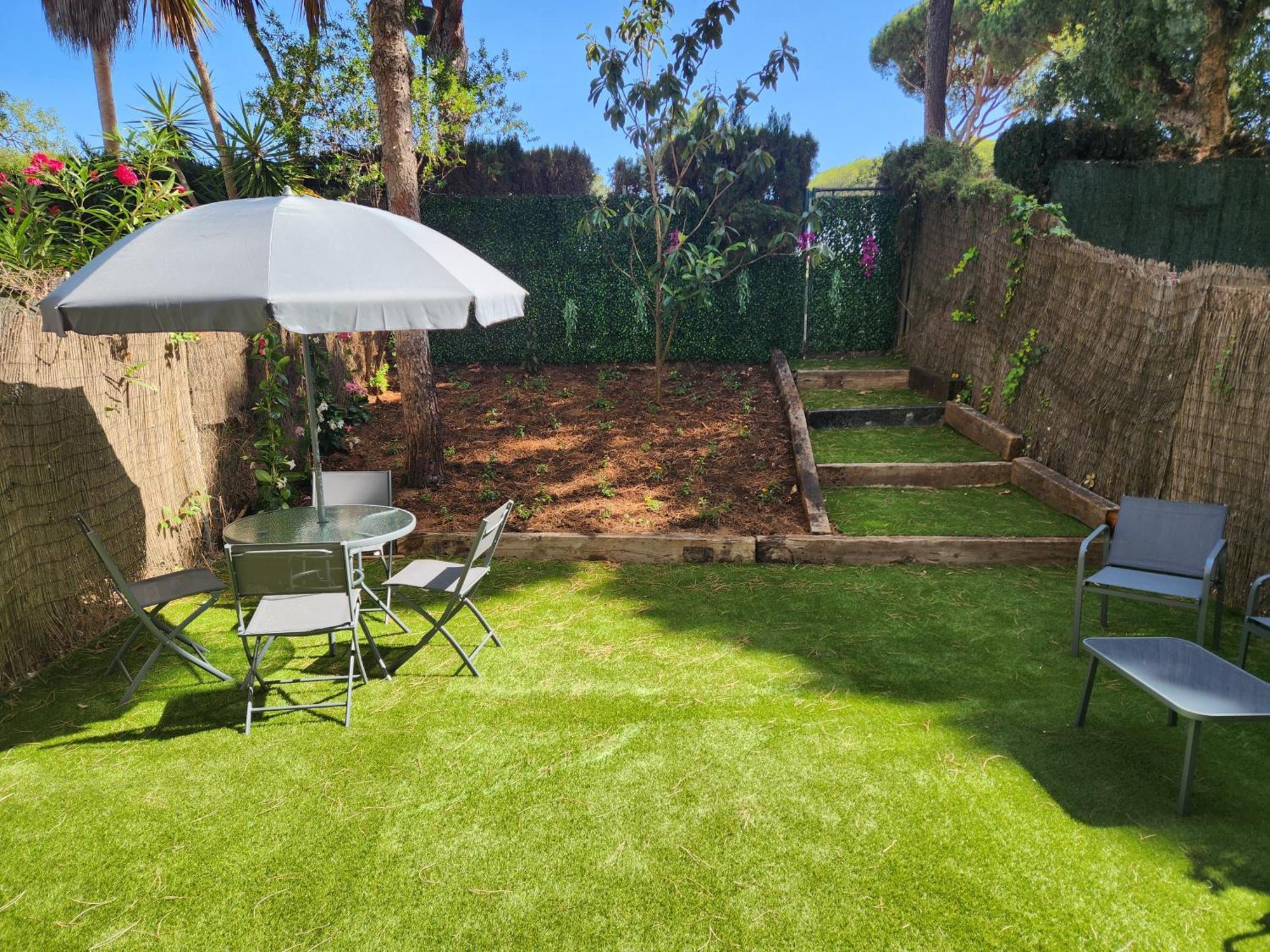 Ansa Beach Apartment - Cabopino, Marbella - Garden Level Dış mekan fotoğraf